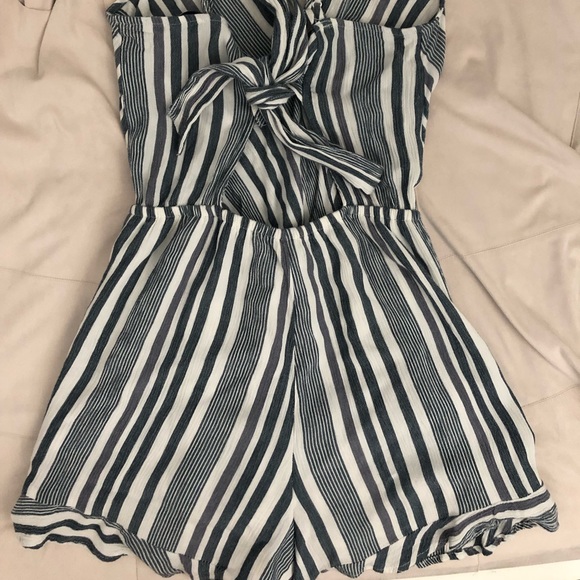 American eagle romper - Picture 2 of 2